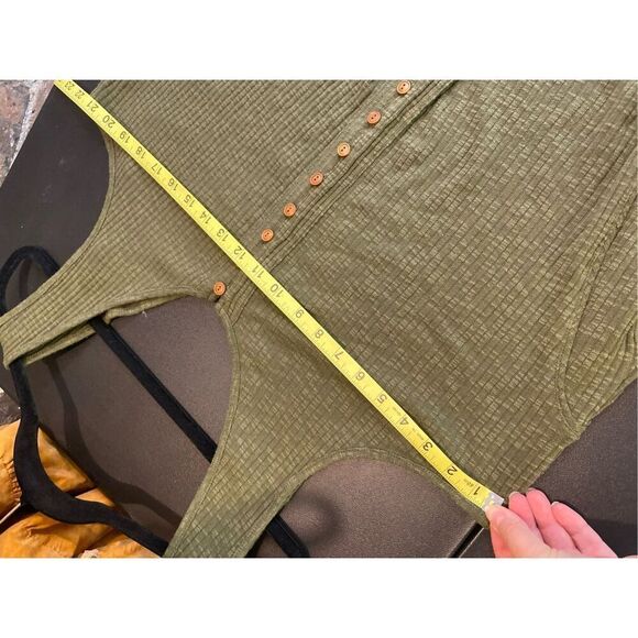 Cleo & Wolf Green Button-down Flowy Ribbed Tanktop Ladies Size XL - Picture 5 of 7